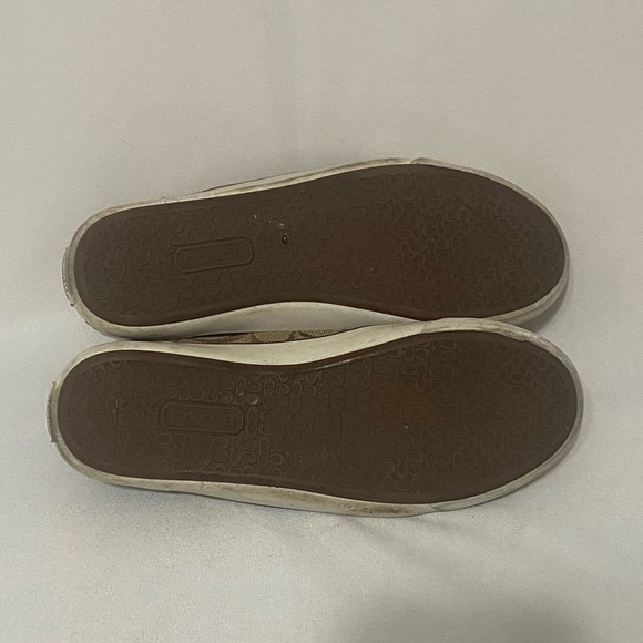 Coach Barrett monogram leather detail sneakers size 9 EUC - Picture 3 of 7